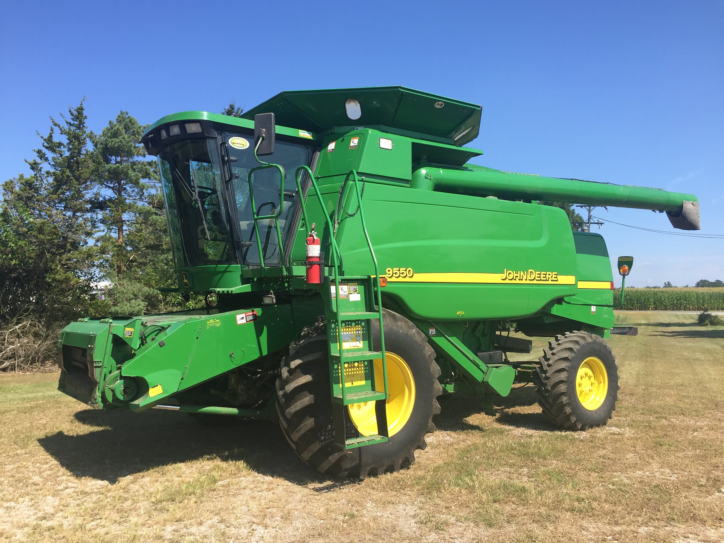 Property photo 1 - ABSOLUTE FARM EQUIPMENT AUCTION IN AUGLAIZE COUNTY, OHIO